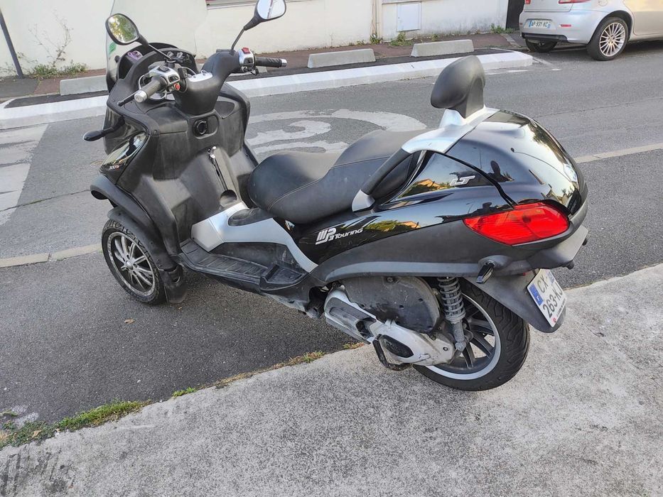 Piaggio MP3 300cm cubi