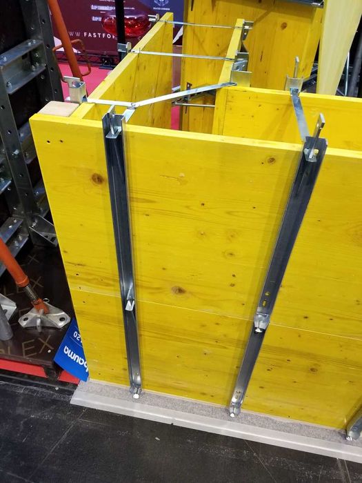 ЧЕРЕН ПЕТЪК до 30.11.2025 - бюджетен кофраж за огради, стени и основи