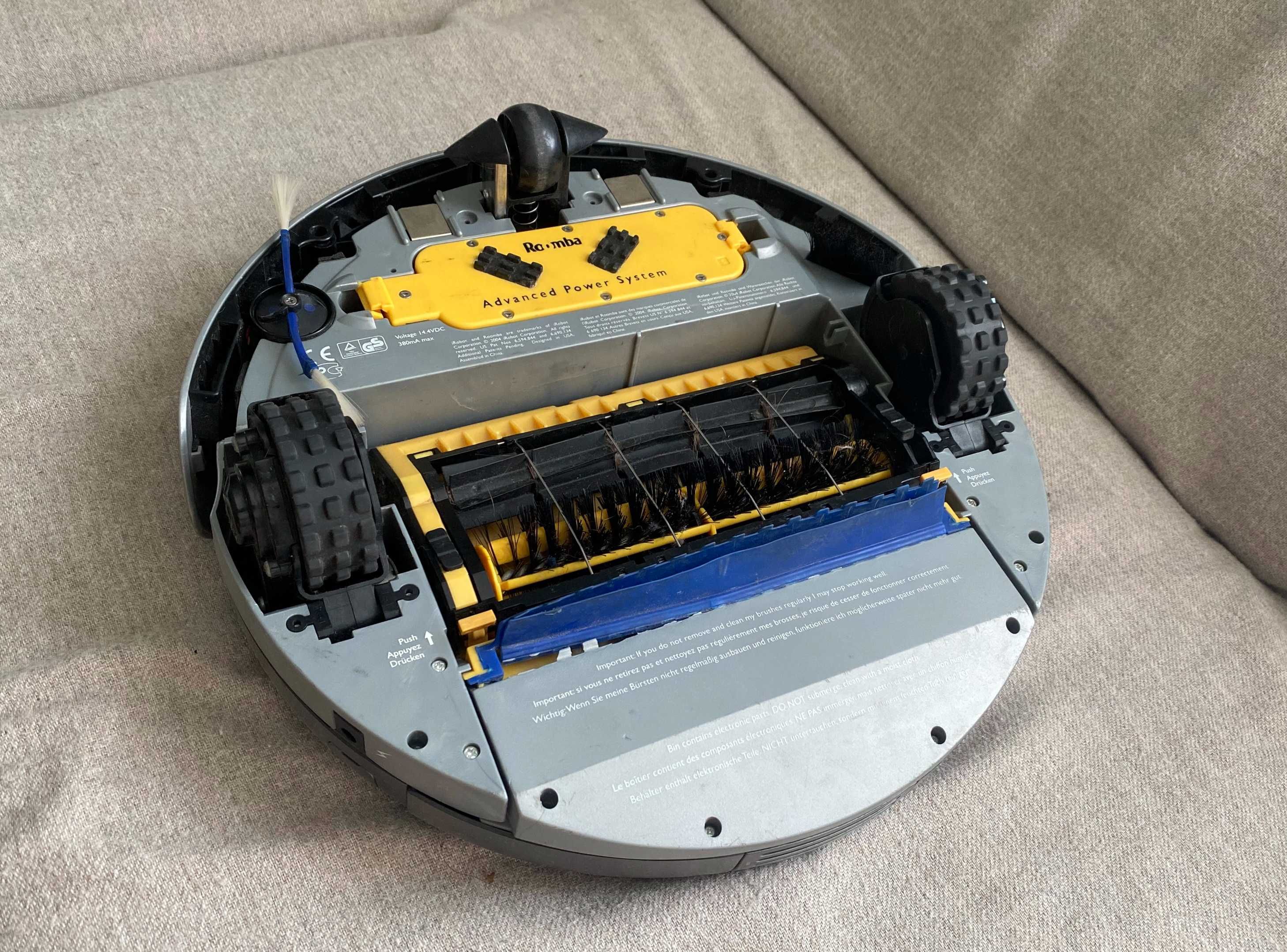 iRobot Roomba SE cu baterie - nu tine - fara incarcator