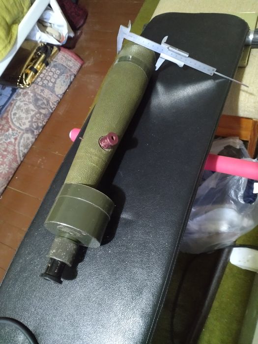 Продавам зрителна тръба военна