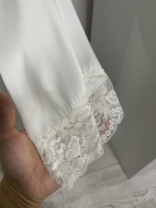 Vand umerase mire&mireasa si doua halate de mireasa