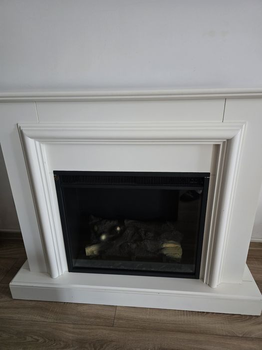 Semineu electric, telecomanda, putere selectabila  1kw/2kw