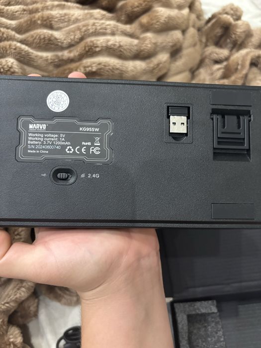 Продавам клавиатура Marvo KG955W