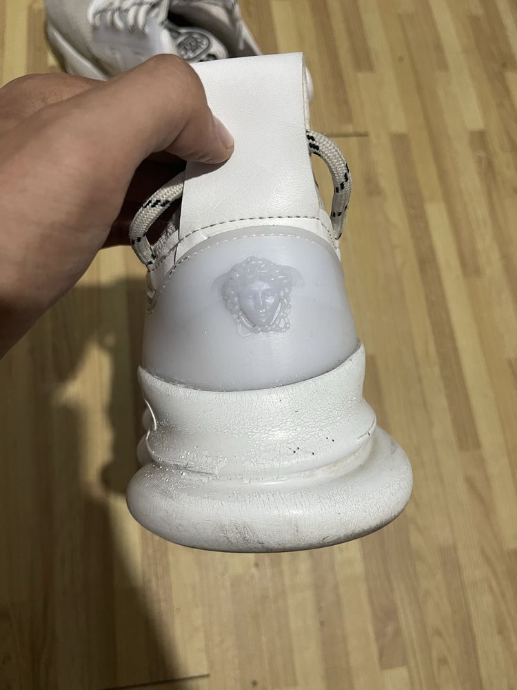 Vand versace chain reaction white