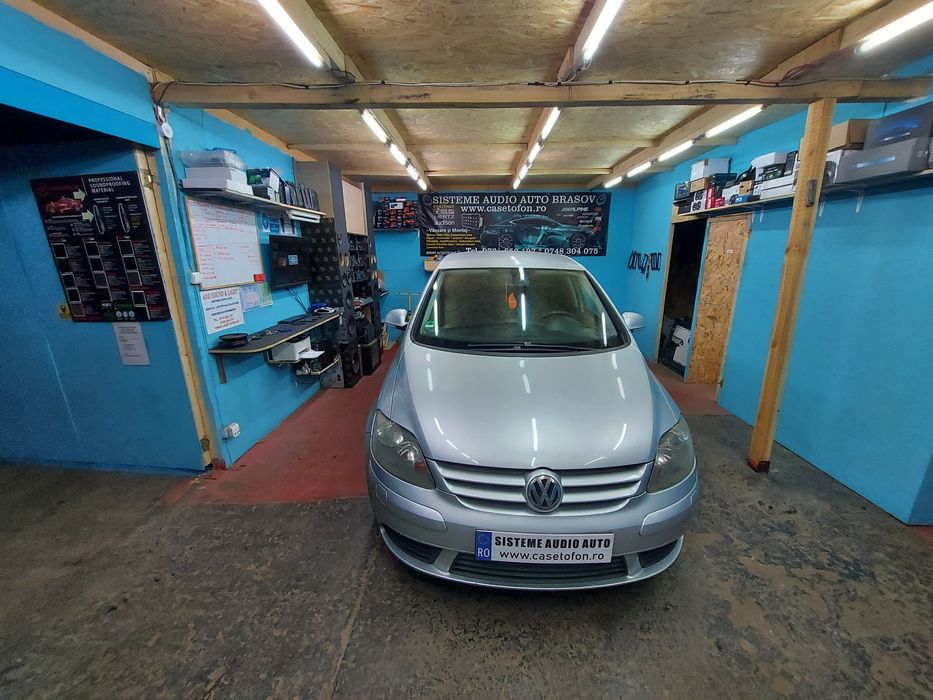 Montaj Navigație Android Casetofon Camera Statie Bass Difuzoare Auto