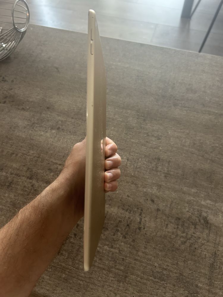 Таблет Apple Ipad  Air 2