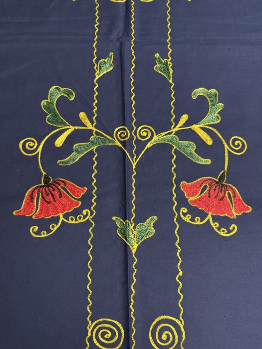 Продаётся занавески на дверь из хб с вышивкой в национальном стиле