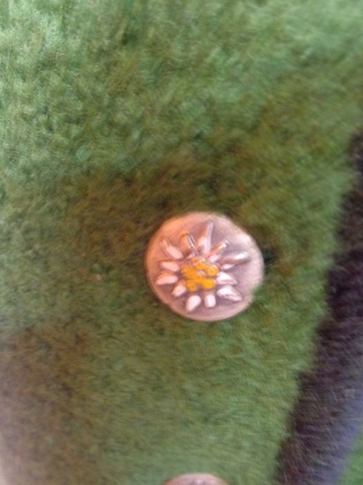 Jacheta Geiger verde cu broderie marimea 40