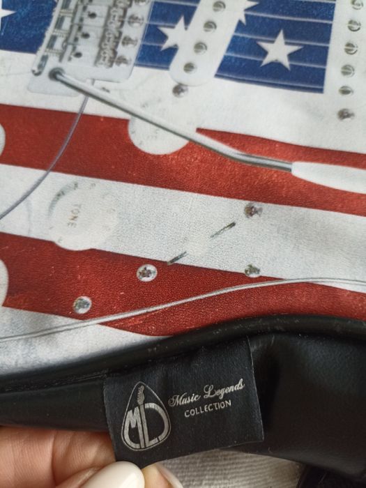 Чантичка за малък рокер