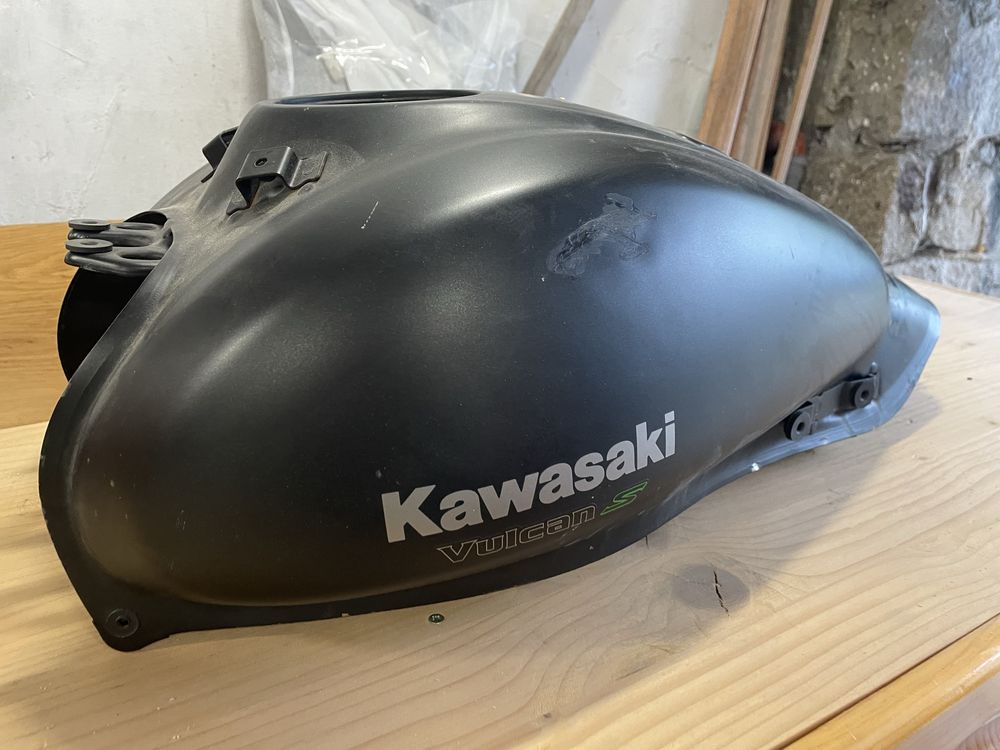 Резервоар  Kawasaki Vulcan S 650 2021 ,задна вилка, трипътници и други