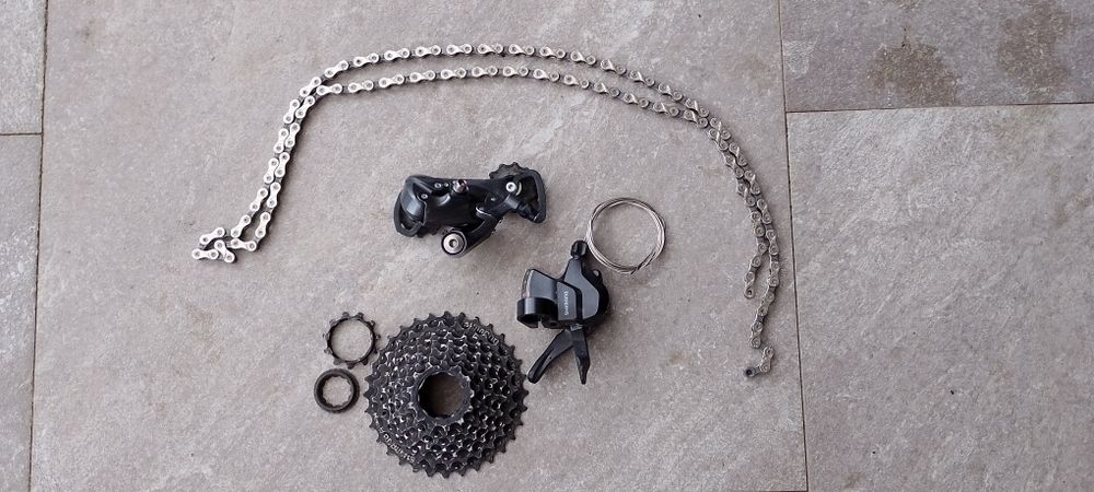 Задвижваща система Shimano claris 8 скорости за колело