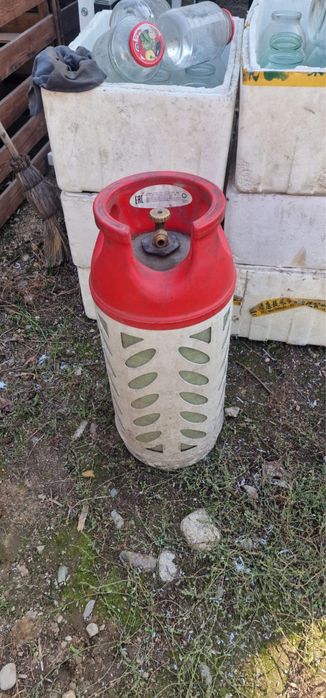 Балоны газовые кислородные  наполненные полностью защитные