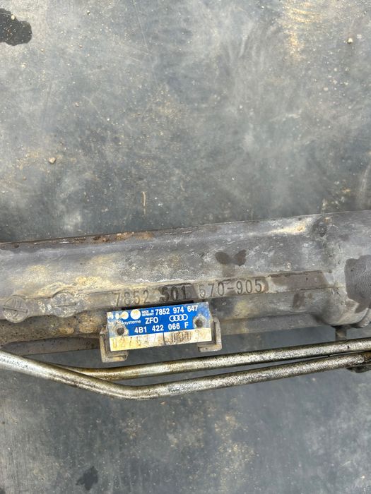VÂND casetă directie Audi a6