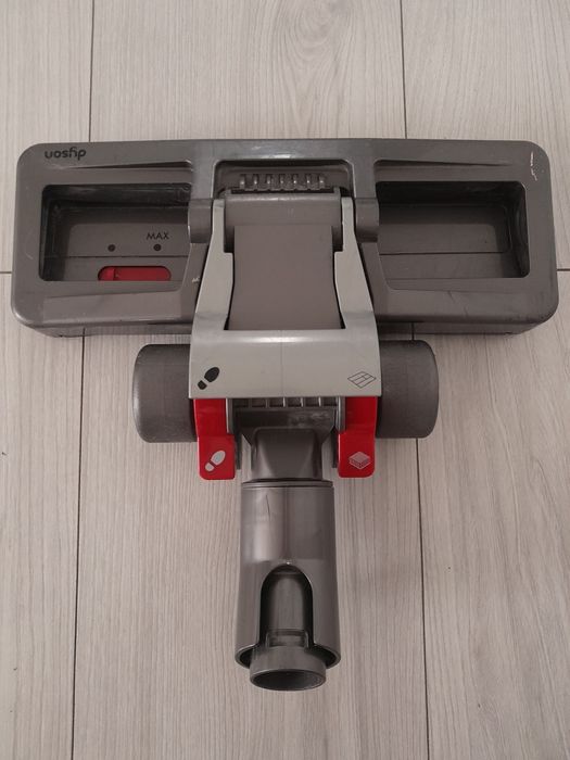 Perie și brat flexibil Dyson