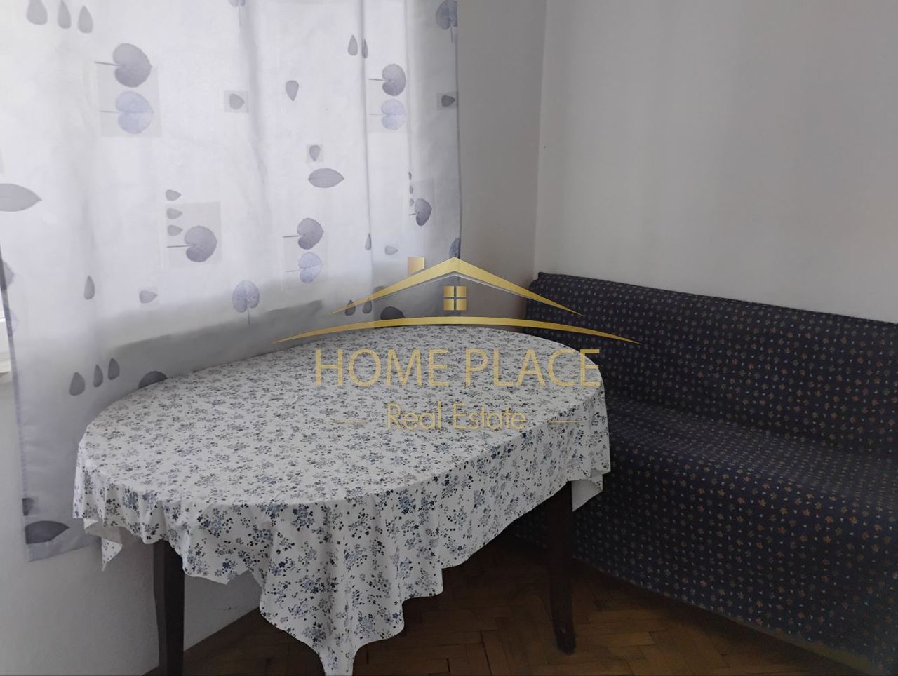 Продава се Двустаен апартамент в Варна, Базар Левски - 45 кв.м за 2167 €/кв.м - Снимка #4