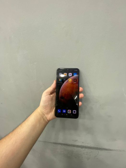 Redmi 9 modeli ideal umuman aybi yoq