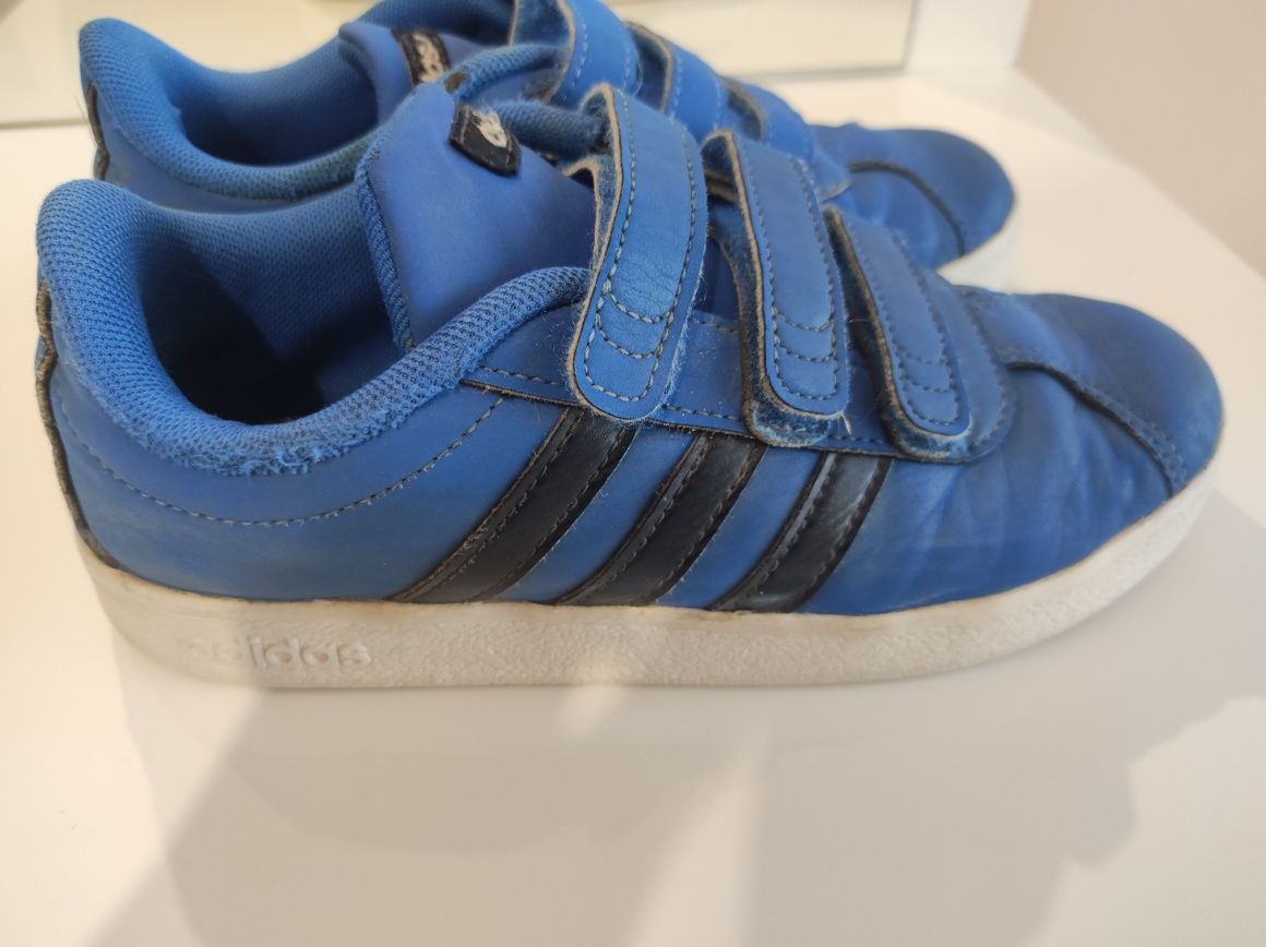 Маратонки adidas номер 34