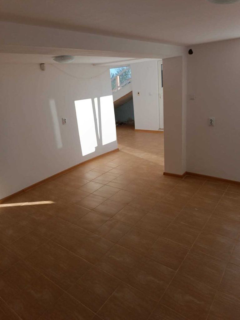 Продава се Къща в с. Николаевка, Област Варна - 188 кв.м за 612 €/кв.м - Снимка #10