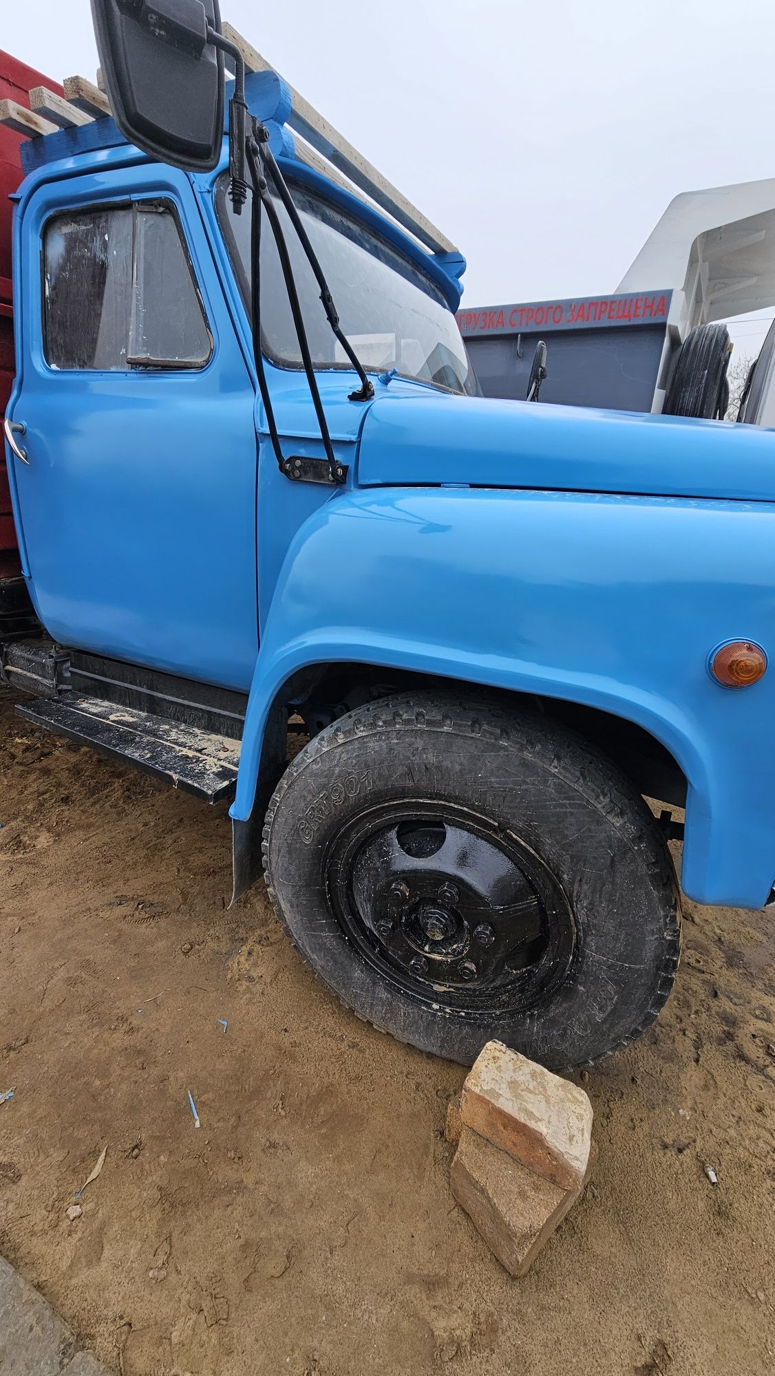 Gaz 53 sotiladi zor xolata