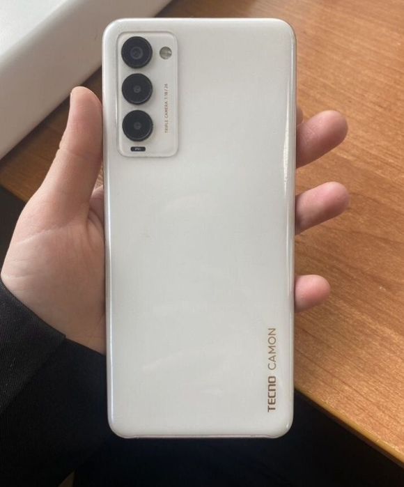 Телефон 128ГБ Память 8 ГБ Озу