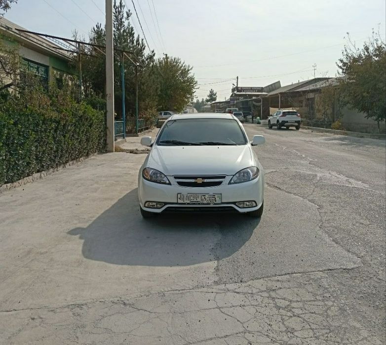 Продается автомобиль Gentra elegant