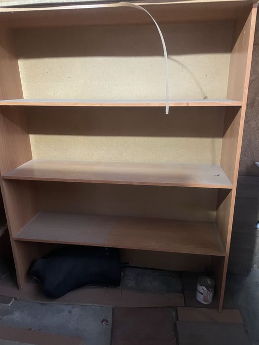 Продам полки деревянные