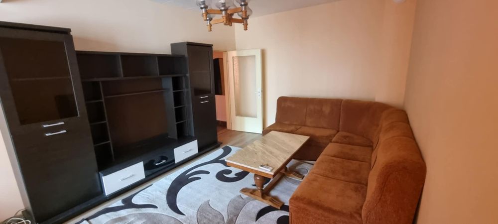 Дава се под наем Тристаен апартамент в Варна, Кайсиева градина - 60 кв.м за 306 € - Снимка #1