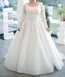 Vand rochie de mireasa