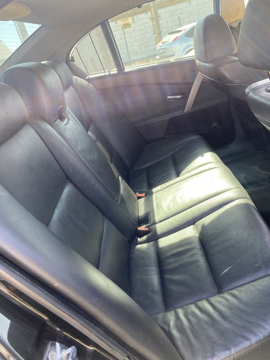 Dezmembrez bmw e60 525D