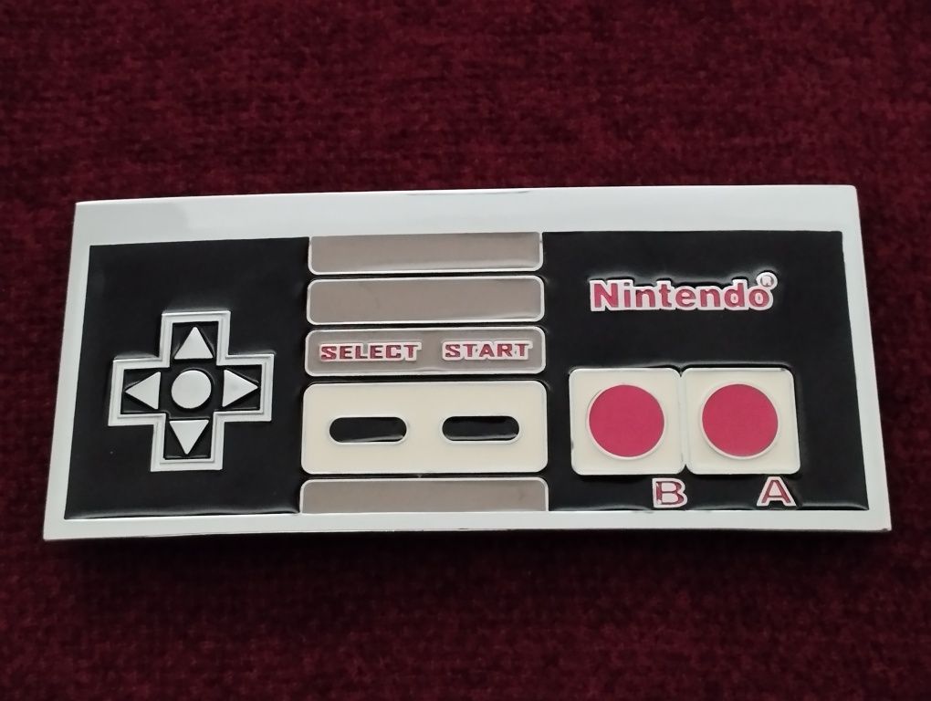 Cataramă pentru cureaua Nintendo Controlle, vintage 2003.