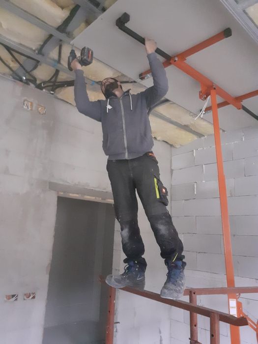 Structuri și placări de rigips