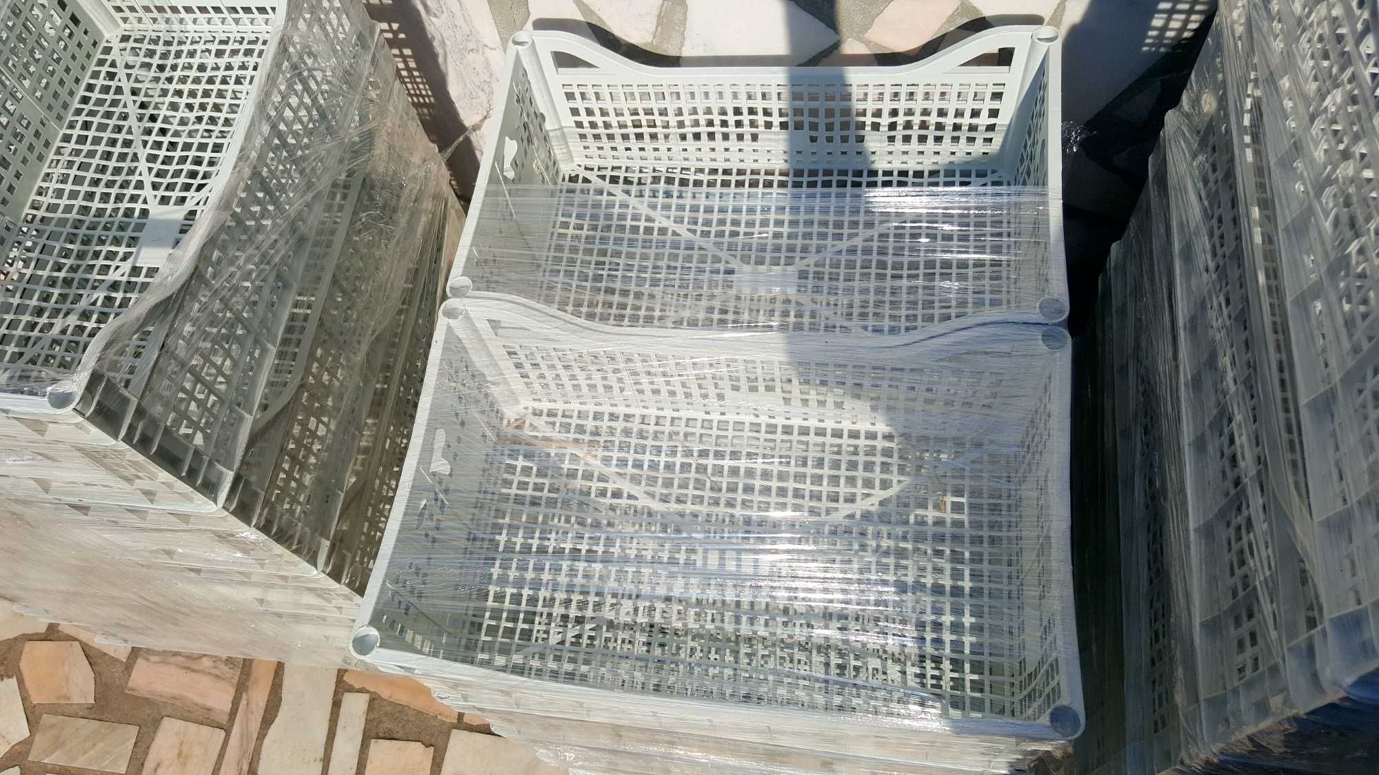 Lazi Plastic ladite cutii depozitare legume fructe diverse 5lei/buc.