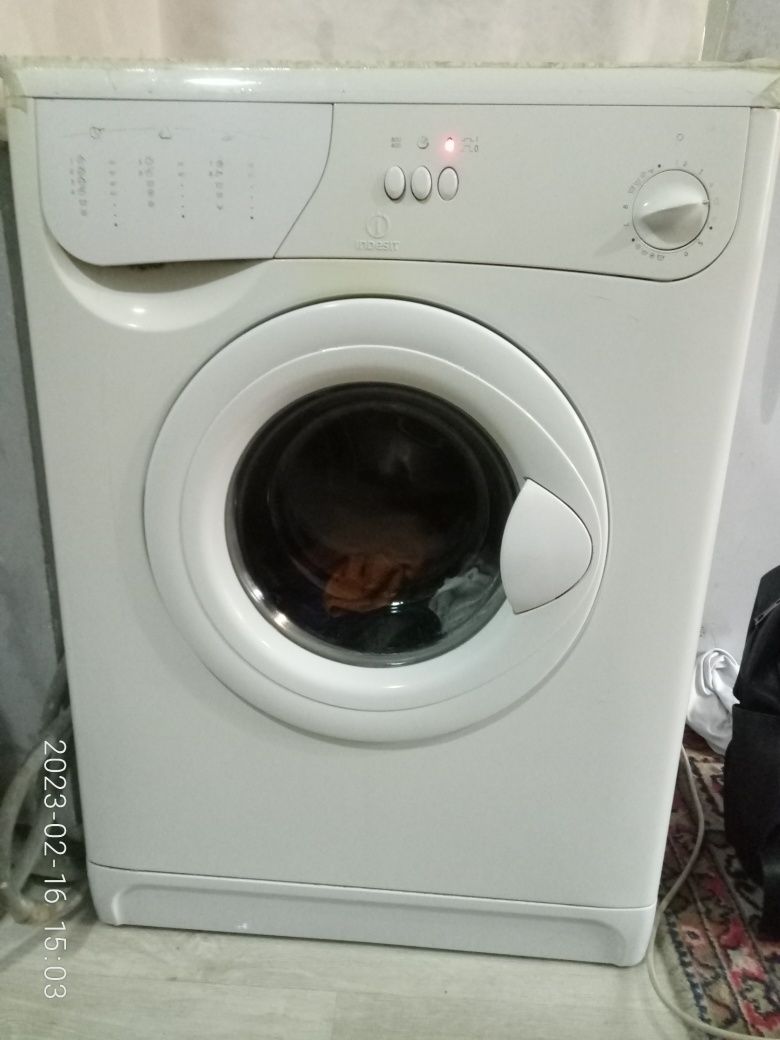 Продам INDESIT стиральная машина