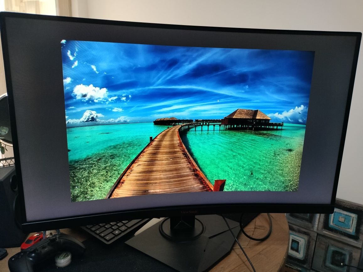 Monitor ViewSonic Gaming 32" QHD 144Hz Curbat XG3240C