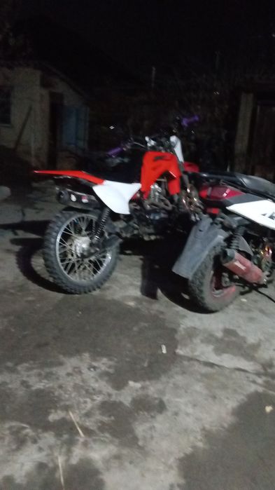 Эндуро мотоцикл 200 куб