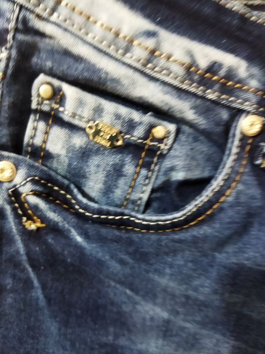 Дамски дънки.Дамски дънки.