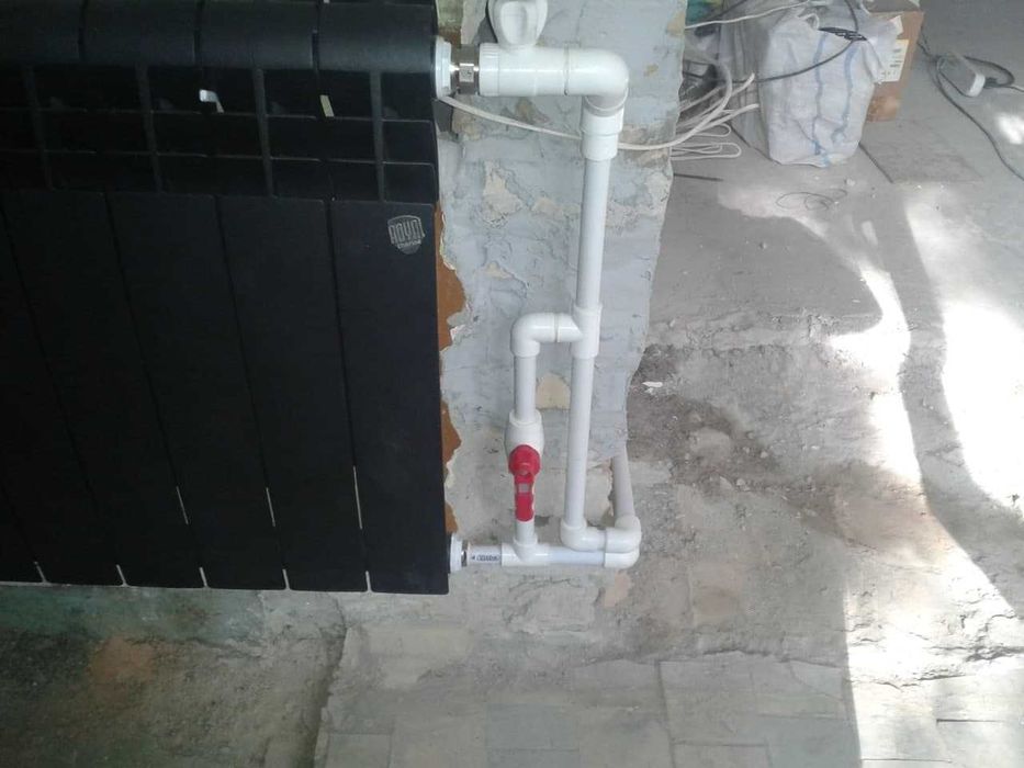 Установка биметаллических радиаторов,замена труб!Подключение ст.машин!