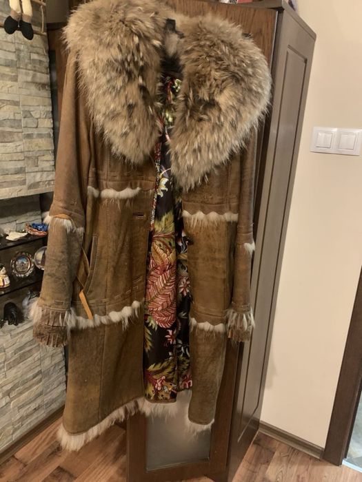 Дамско палто с естествен косъм