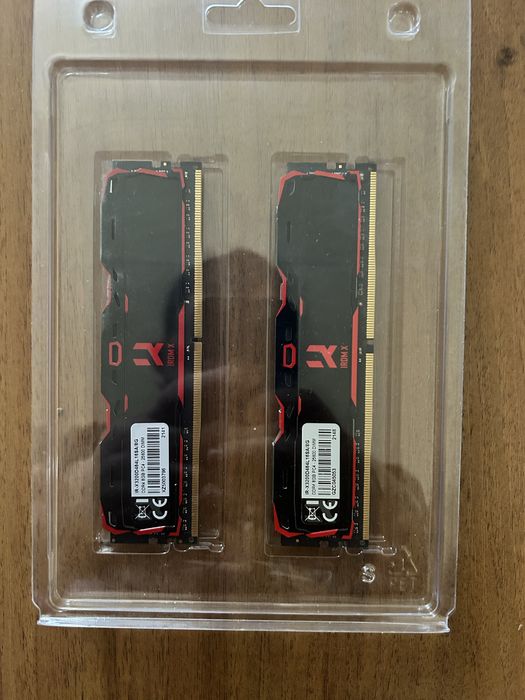 16GB (2x8GB) DDR4 3200MHz