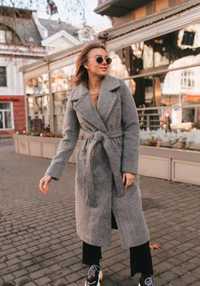 стильное красивое женское пальто