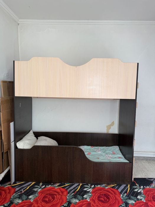 Кровать двухярусная хорошая