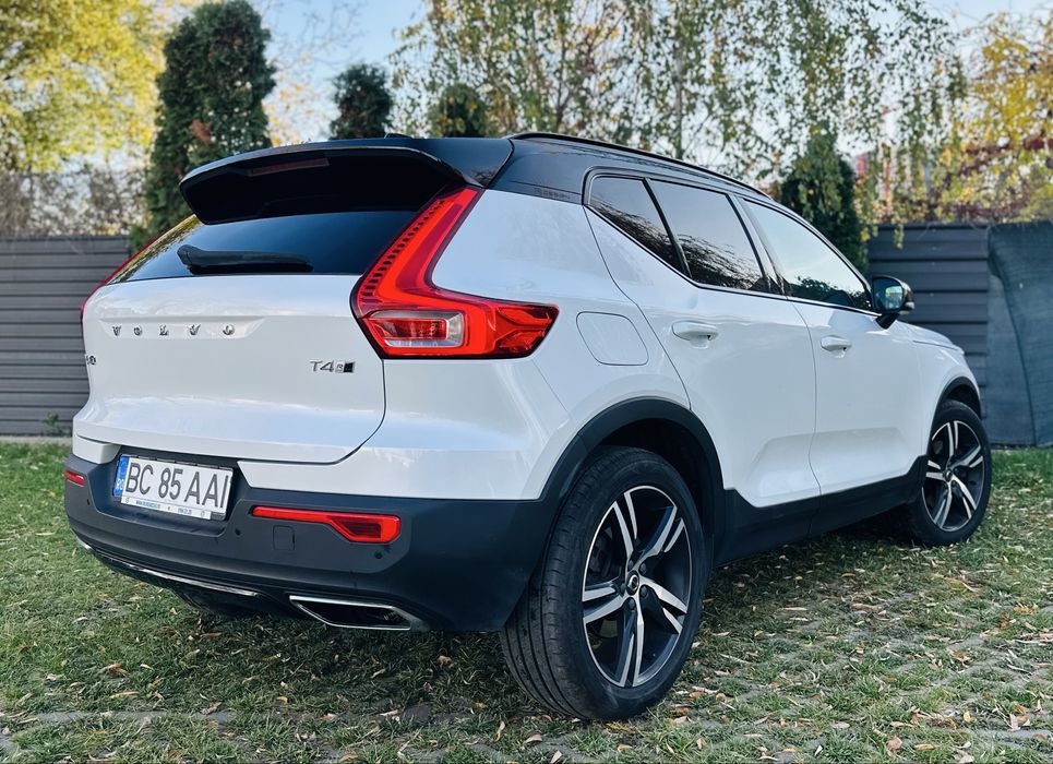 Volvo Xc 40 R-Design AWD