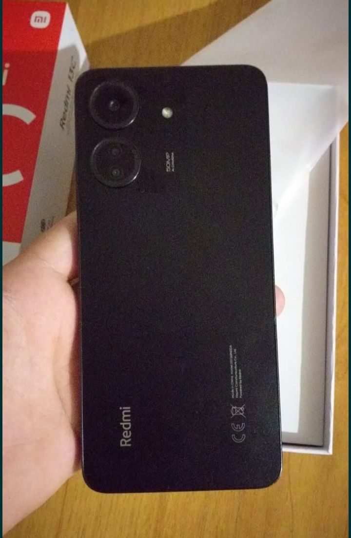 Продам телефон redmi 13C