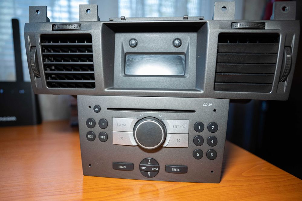 Opel CD 30 /Радио + Въздуховоди