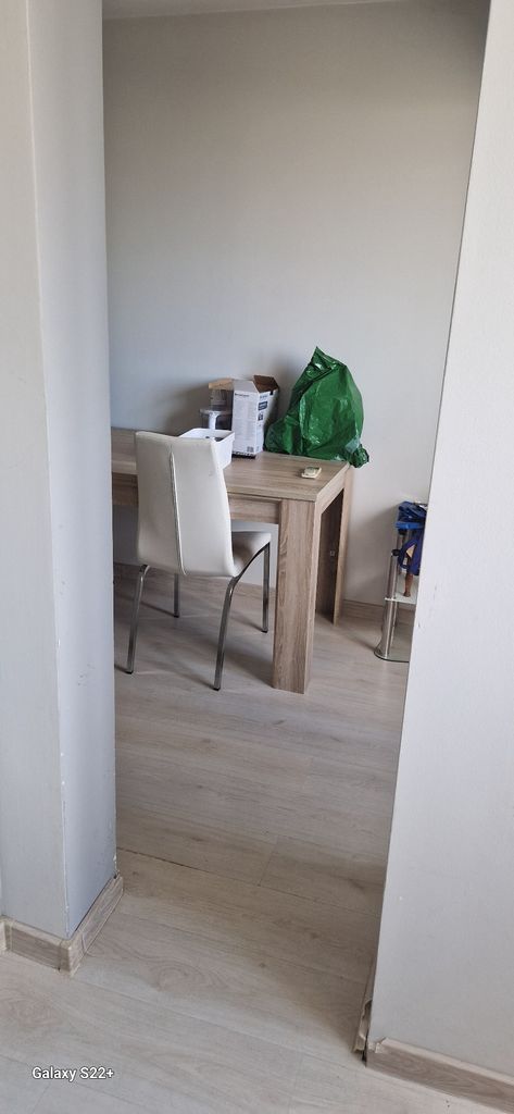 Продава се Тристаен апартамент в Силистра, Център - 80 кв.м за 957 €/кв.м - Снимка #6
