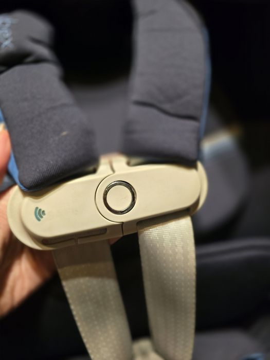 Scaun auto ISOFIX i-Size Cybex Sirona S cu Sensorsafe inclus, Navy Blu