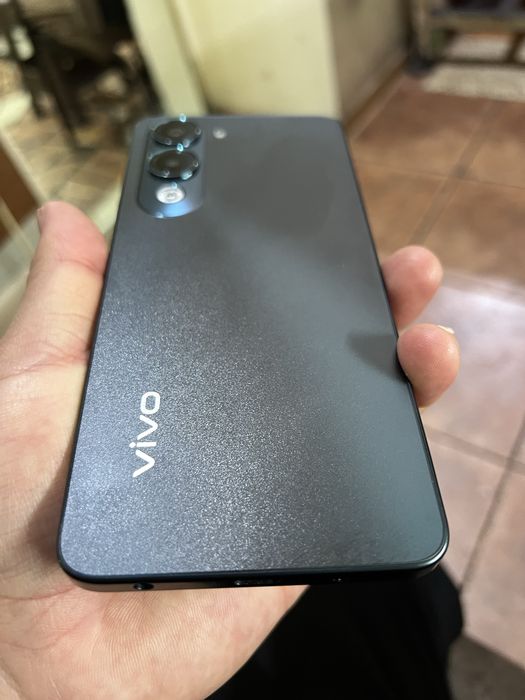 Vivo Y 04 telefoni sotiladi 4/128gb