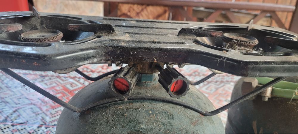 Butelii voiaj doua bucati sau schimb