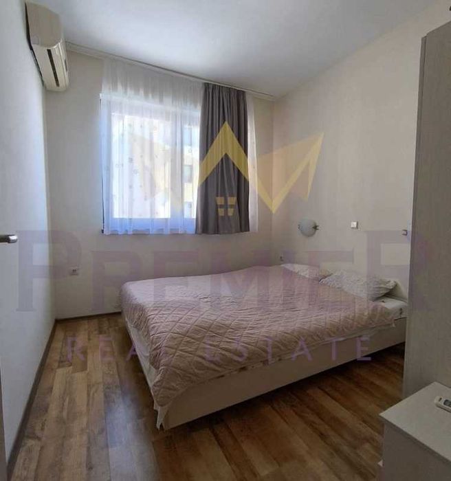 Дава се под наем Тристаен апартамент в Варна, Бизнес хотел - 80 кв.м за 510 € - Снимка #5