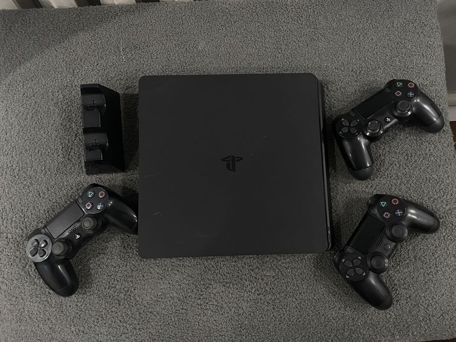 PlayStation 4 1TB